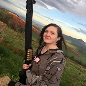 Meet your Posher, Joann